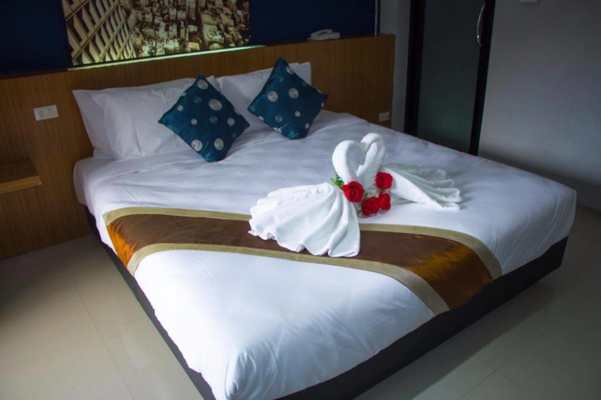 Hotel Royal Nine Kanchanaburi Zewnętrze zdjęcie